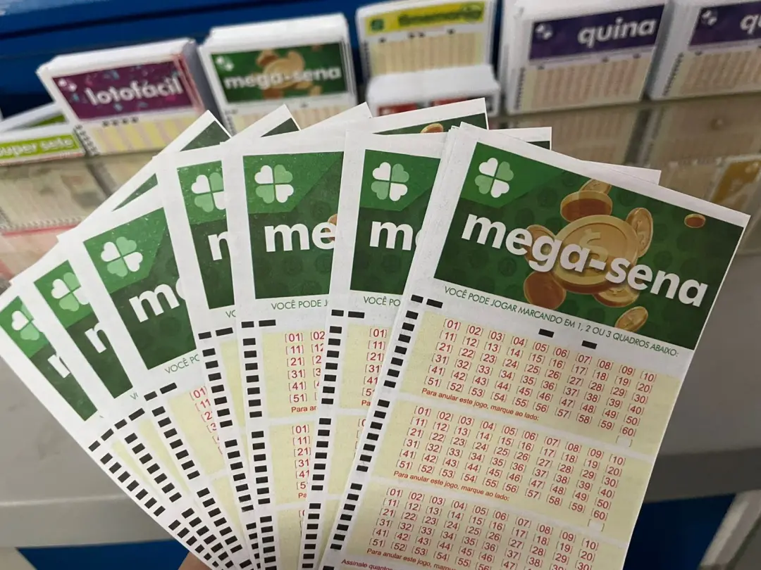 04, 10, 20, 25, 27, 48. Mega-Sena concurso 3064 sorteado em São Paulo, com prêmio de R$ 49,5 milhões. A sorte é um even…