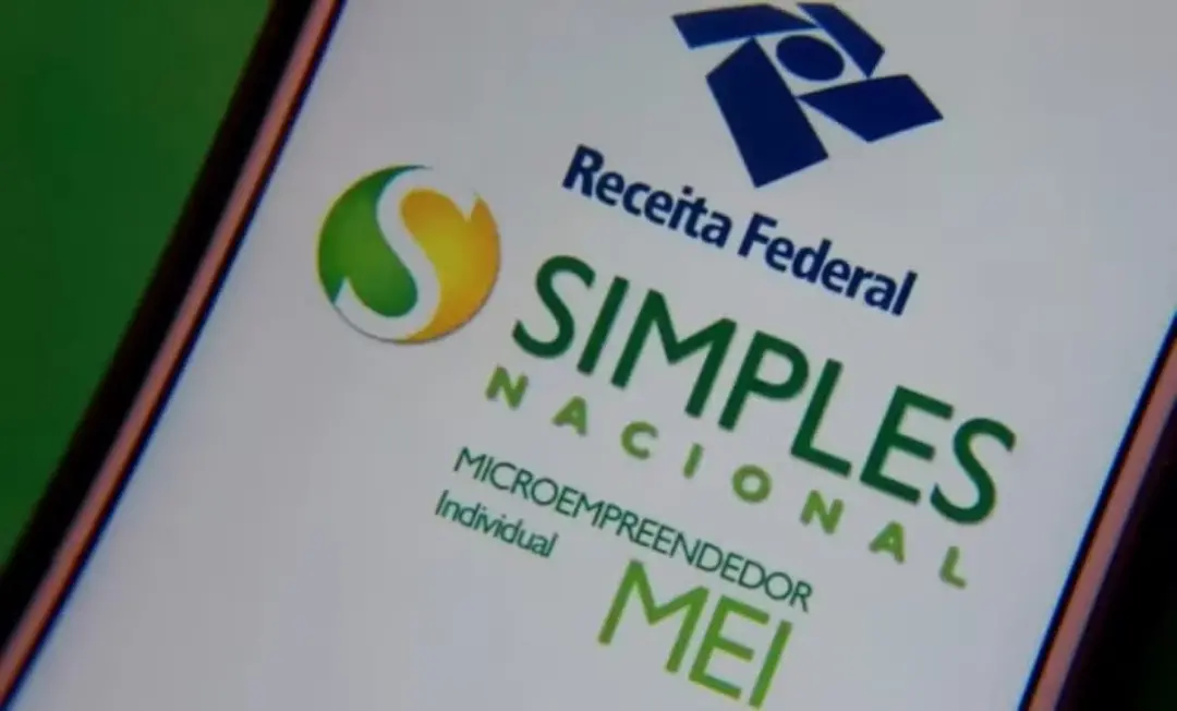 Prazo estendido para empresas mudarem o regime tributário em 2027, com até 15 de outubro para quem ingressar no Simples…