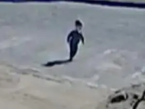 Bebê que fugiu de creche em SC deixou a mãe dizendo que poderia ter sido uma tragédia. É um susto enorme que me faz pen…