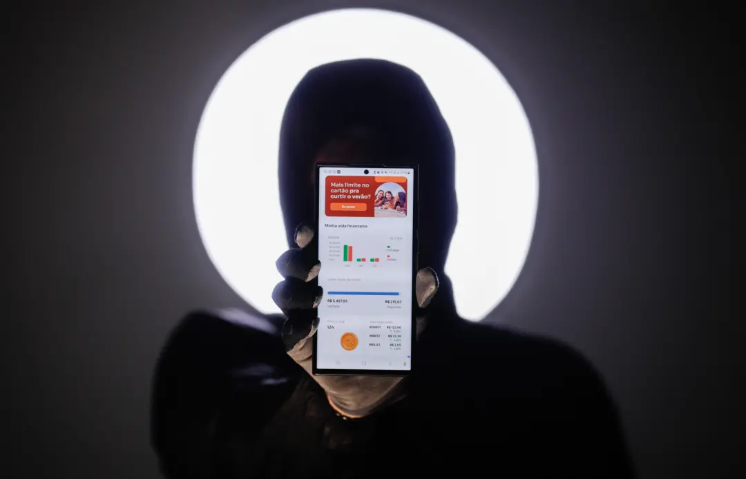 54.729 crimes virtuais registrados no Distrito Federal entre janeiro de 2025 e março de 2026. O estelionato e a falsa i…