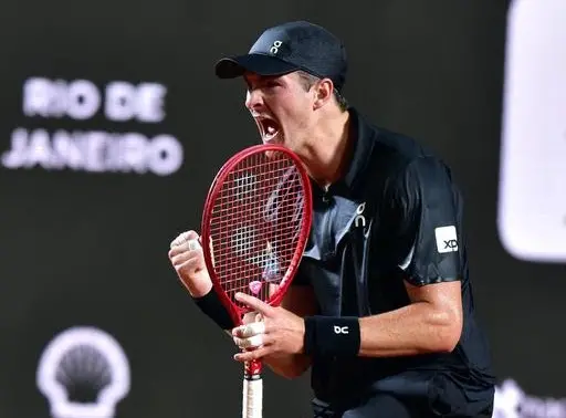João Fonseca entra no Rio Open 2027, sendo um dos três nomes confirmados para o ATP 500 no Jockey Club em fevereiro. Ve…