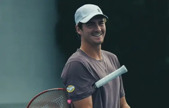 João Fonseca confirmado no Rio Open de 2027 pela quinta vez. É bom ver o atleta mantendo o compromisso com o torneio, e…