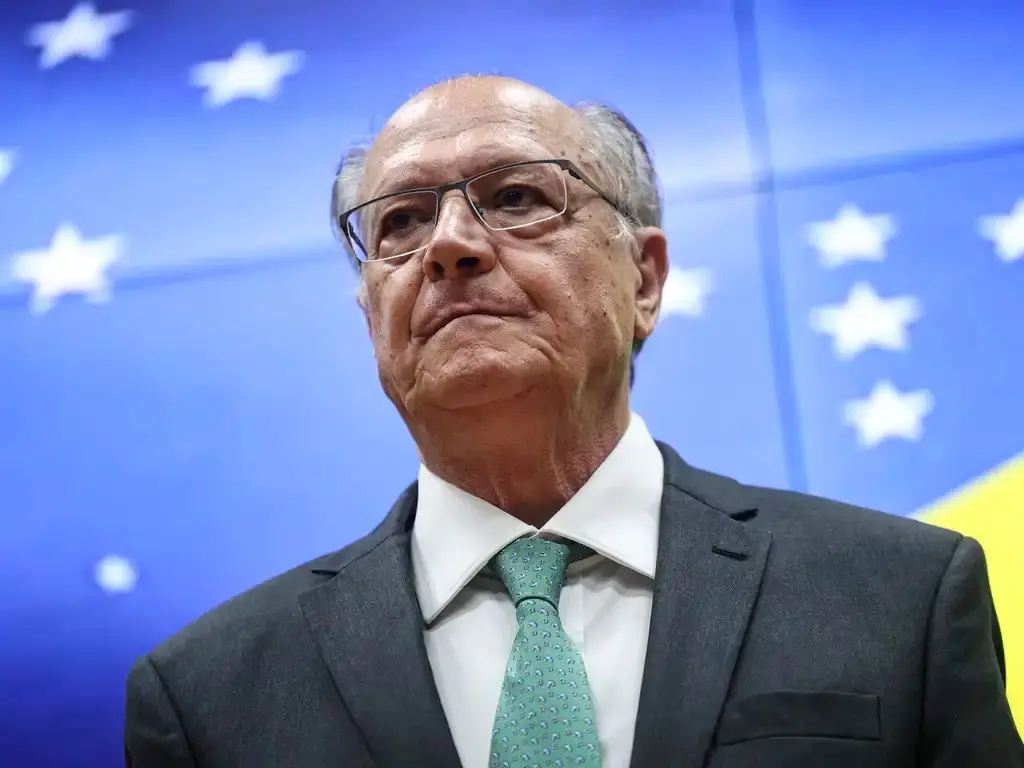 Alckmin fala em programa para o aço no novo governo Lula, nos moldes do Presiq. A queda de importação de aço de 29% par…
