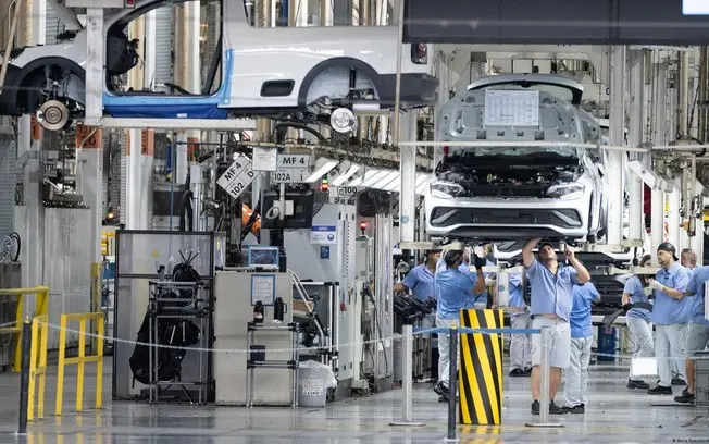 5,3% de desemprego no trimestre até agosto, o menor nível em 15 anos, segundo o IBGE. Isso mostra que a criação de vaga…