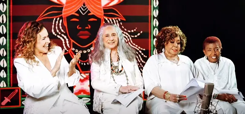 Quatro grandes vozes juntas no Rio de Janeiro. Alcione, Daniela Mercury, Leci Brandão e Maria Bethânia gravaram o samba…