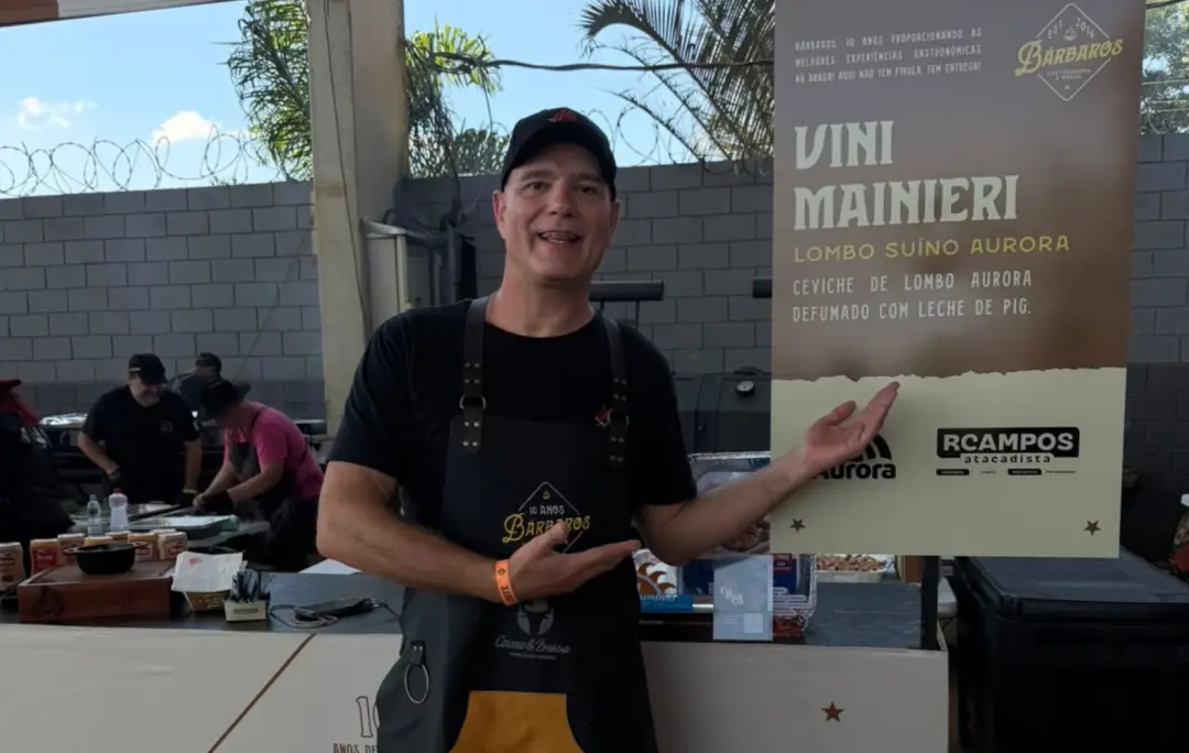Vini Mainieri lançou no Bárbaros BBQ em Americana um ceviche de lombo defumado na 19ª edição. A ideia de misturar técni…