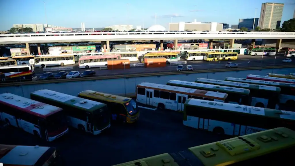 Nunes Marques cobrou dos TREs a garantia de transporte público gratuito no primeiro turno, exigindo que as prefeituras …