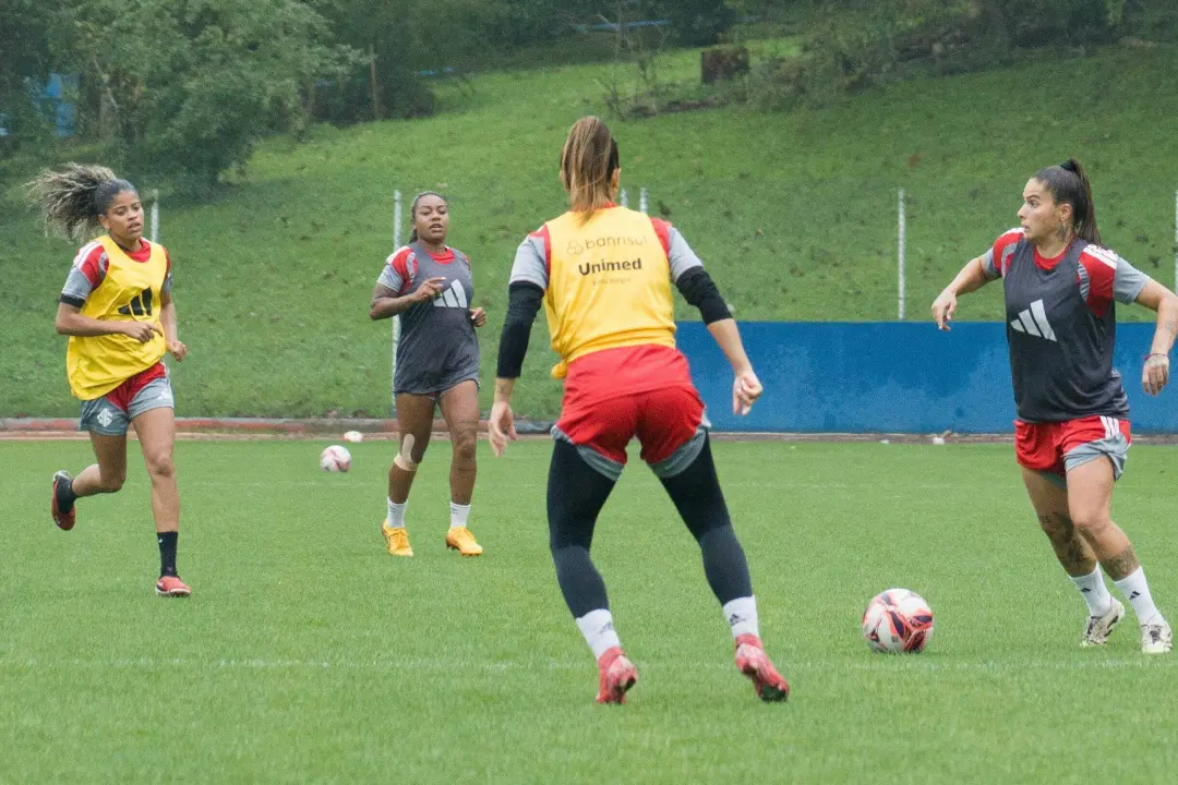 Gurias Coloradas começaram os treinos para o Gre-Nal do Gauchão no dia 28. O foco é chegar na final do Campeonato Gaúch…