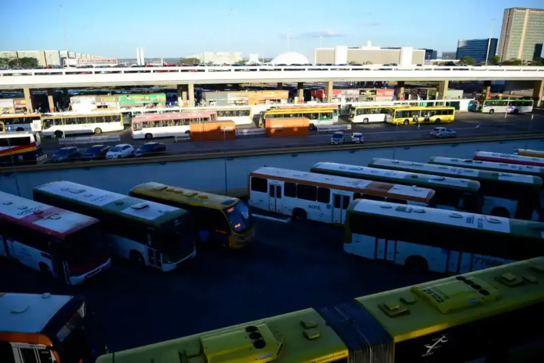 TSE cobra estados e municipios por detalhamento do transporte publico gratuito no dia da eleicao. Se o governo não info…