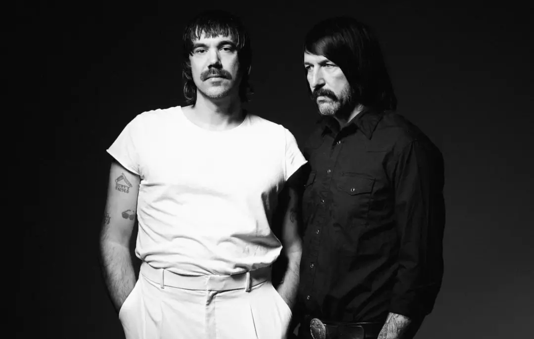Death From Above 1979 lança Private Lives, o primeiro álbum de estúdio em seis anos, em 29 de janeiro. A banda tá com a…