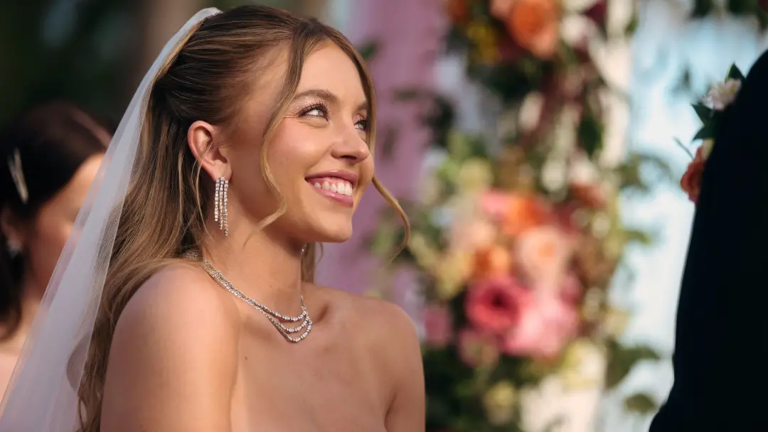 Sydney Sweeney ganhou destaque em Euphoria por interpretar a personagem Cassie Howard nas três temporadas da HBO. O tra…