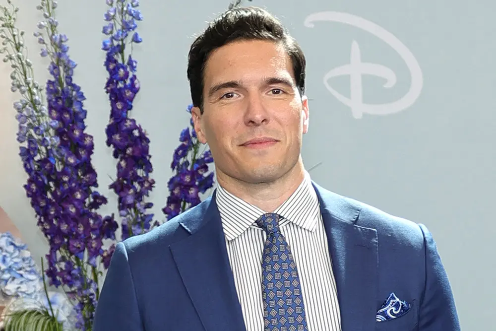Christopher Reeve filho foi diagnosticado com câncer testicular na primavera, e agora está livre da doença. É irônico c…