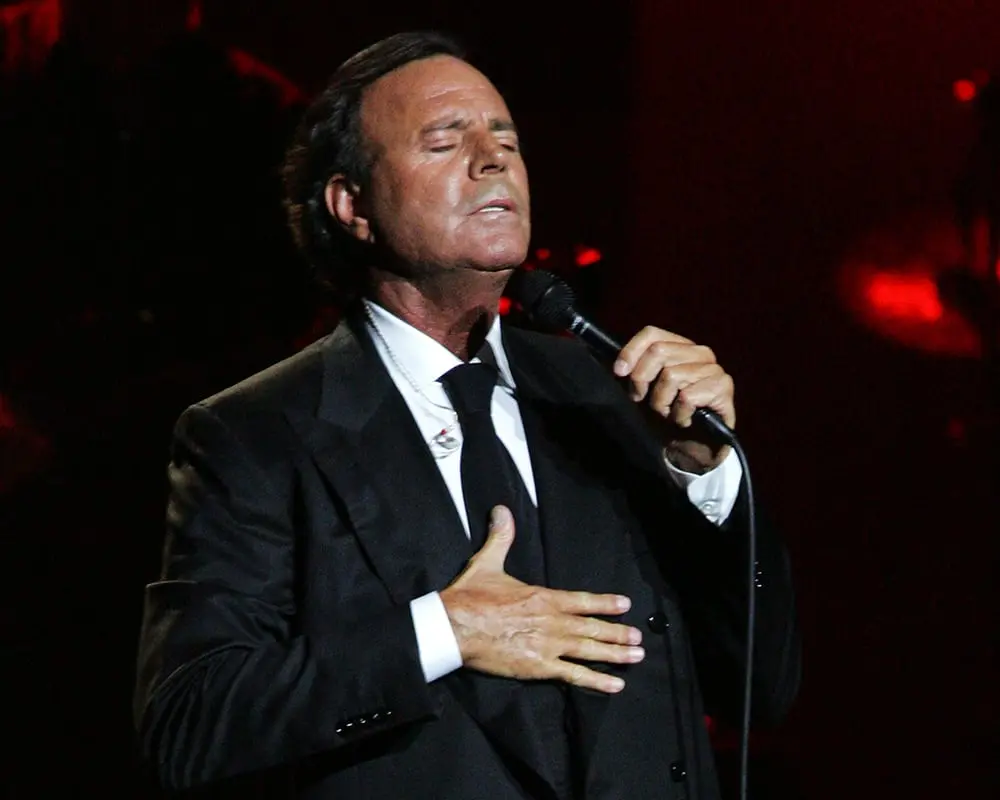 Supremo rejeitou o pedido de Julio Iglesias contra Yolanda Díaz por falta de competência. É uma questão de qual tribuna…