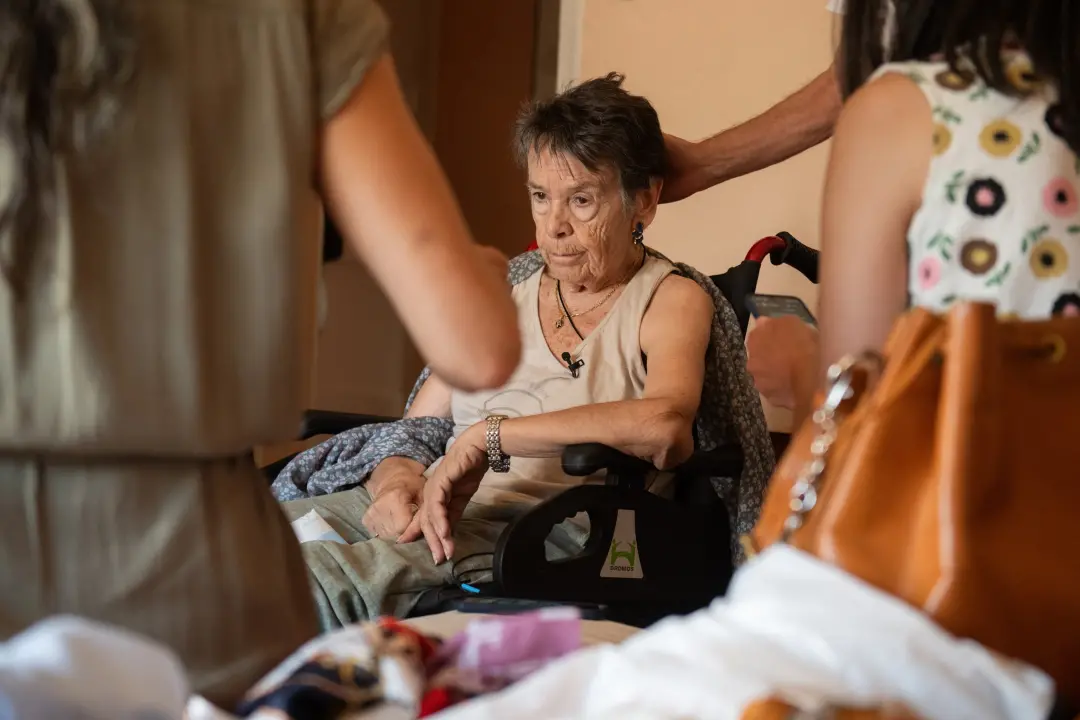 Maricarmen, com 87 anos, aceitou o acordo da empresa e voltará para casa depois da alta do hospital Gregorio Marañón. É…