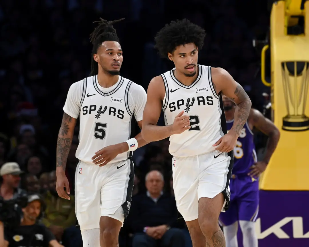 Stephon Castle e Dylan Harper fizeram um ensaio para a GQ durante o Media Day dos San Antonio Spurs. É bom ver o talent…