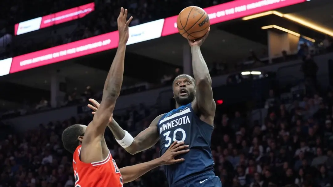 Eric Karabell apontou que os jogadores Randle, Castle e Reaves estão caindo mais no draft de basquete do que o esperado…