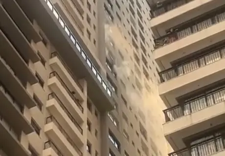 Incêndio atingiu apartamento no 20º andar do Setor Marista, em Goiânia. Bombeiros retiraram moradores, incluindo pessoa…