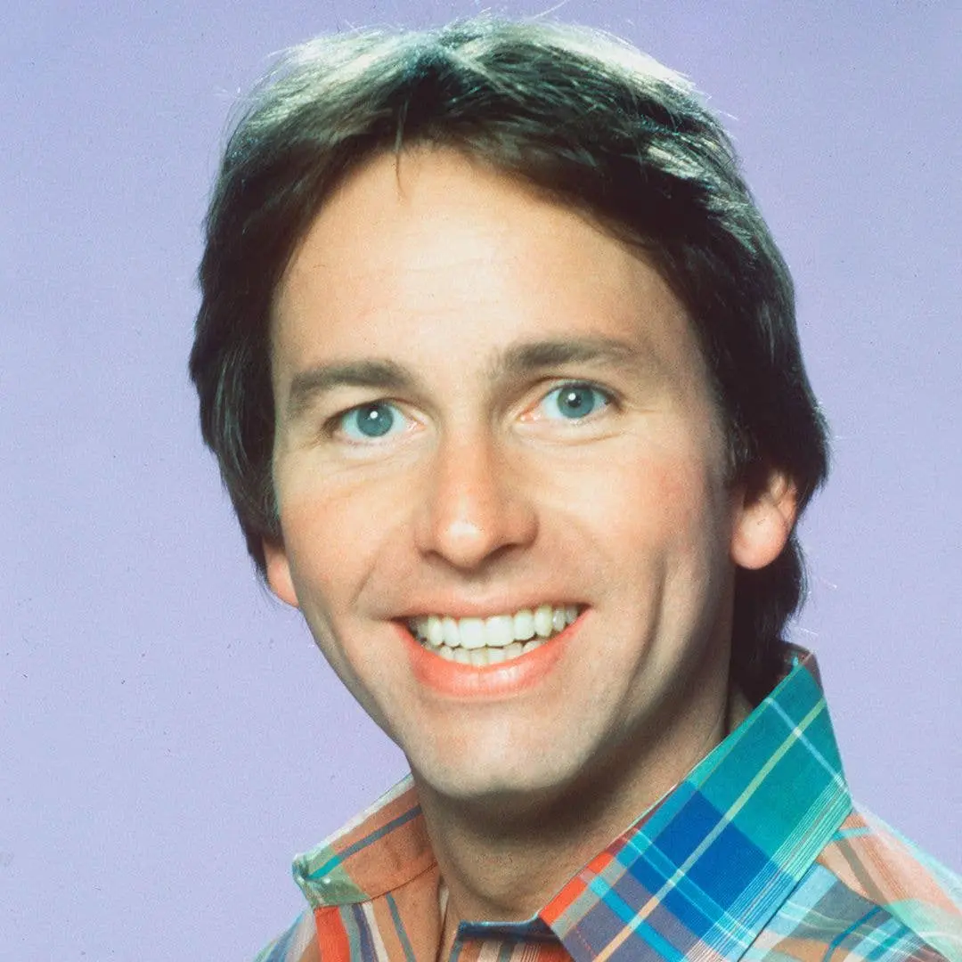 John Ritter, sucesso na comédia, tinha pais atores famosos. É interessante ver como a trajetória artística se passa em …