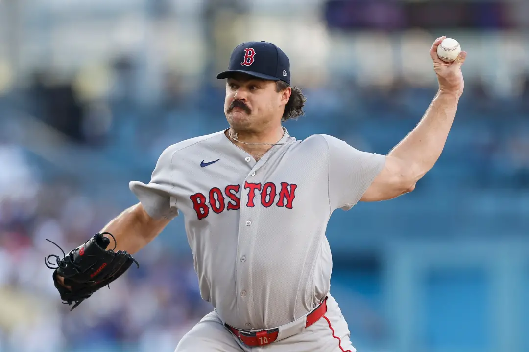 Red Sox e Yankees abrem a série de playoffs no Bronx, com o novato Payton Tolle contra o favorito Cam Schlittler. A pos…
