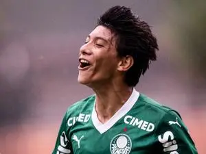 Messi Paraguaio, joia da base do Palmeiras, registra quase 1 gol por jogo. É bom ver investimento em jovens com bom des…