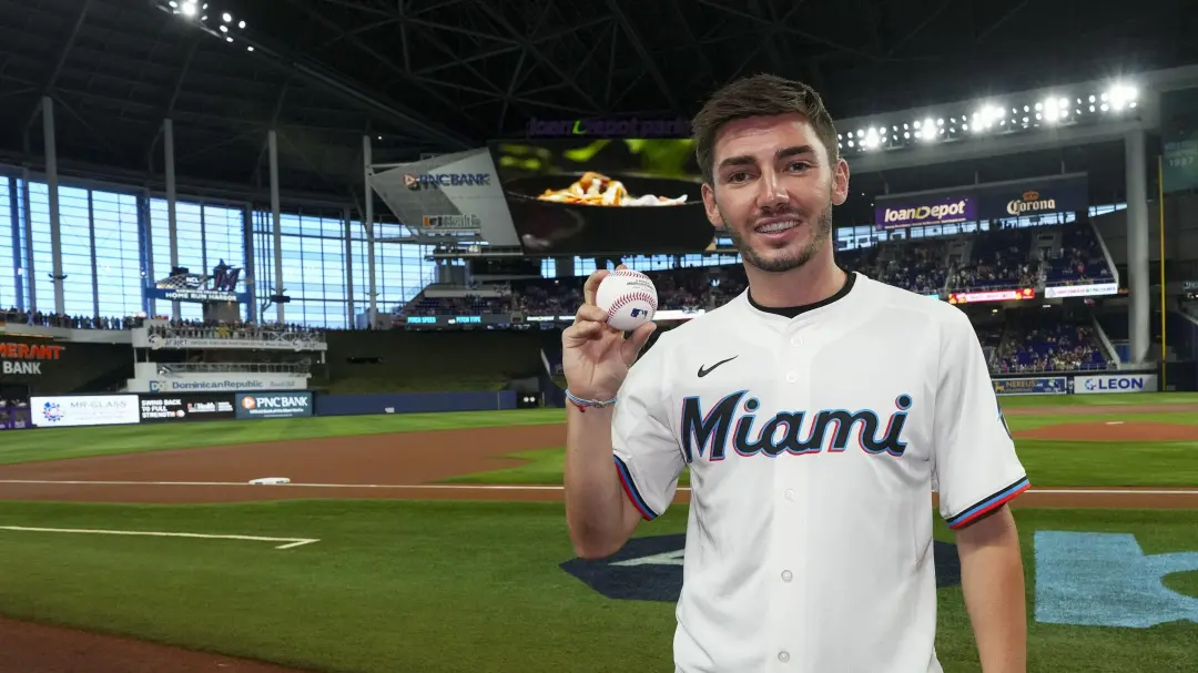 Billy Gilmour sorrindo em Miami depois de não ir para a Copa do Mundo. Mesmo com a lesão no joelho que o tirou do jogo …
