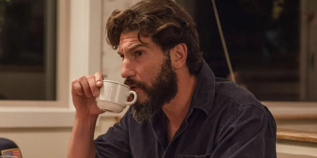 Sweet Virginia, com Jon Bernthal e Christian Abbott no papel principal, passou 93 minutos em um suspense neo-noir ambie…