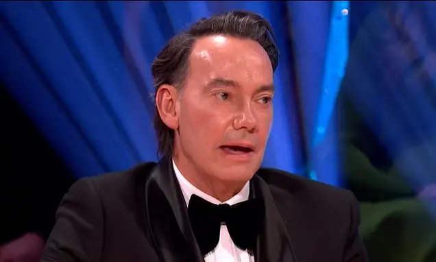 Craig Revel Horwood, da Strictly Come Dancing, contou que aos 17 anos trocou o corpo com um homem mais velho por aulas …