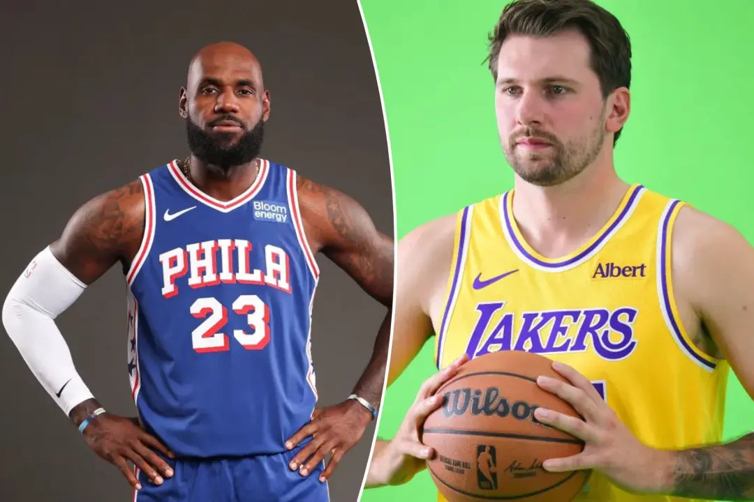 Lakers em dia de imprensa, sem LeBron James, que está em Philadelphia falando sobre campeonato. Ficou um clima estranho…