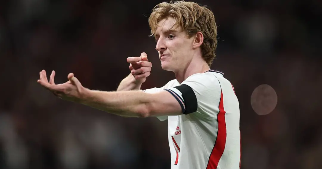Gordon, que foi para o Barcelona com 69 milhões de libras, diz que na Premier League só valorizavam a velocidade dele, …