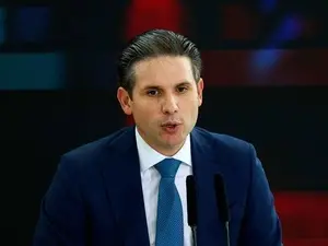 Motta e Vorcaro trocaram mensagens citando a sociedade e um projeto de lei. É importante analisar como as discussões so…