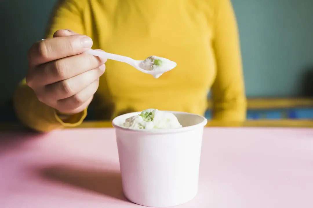 Nutricionista explica que nenhum alimento isolado faz engordar ou emagrecer. O contexto da alimentação define o resulta…