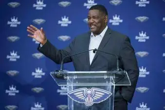 Joe Dumars disse que o foco do Pelicans não é número de vitórias, mas sim vencer mais, e o trabalho de verão foi o que …