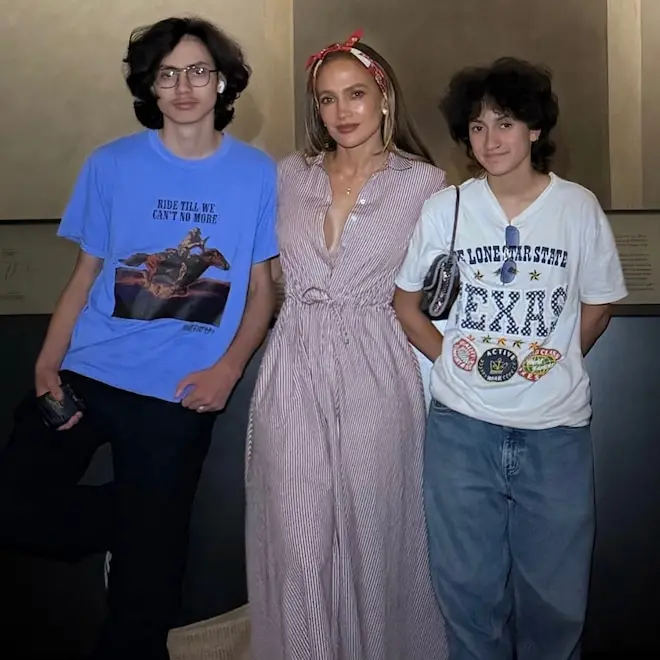 Jennifer Lopez compartilhou como a casa dela está com menos movimento depois que os gêmeos de 18 anos, Max, foram para …