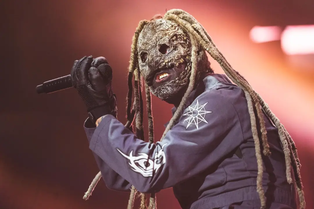 Wembley Stadium em 2027. Slipknot confirmou o show maior da banda no Reino Unido para o próximo ano. Achei que seria le…