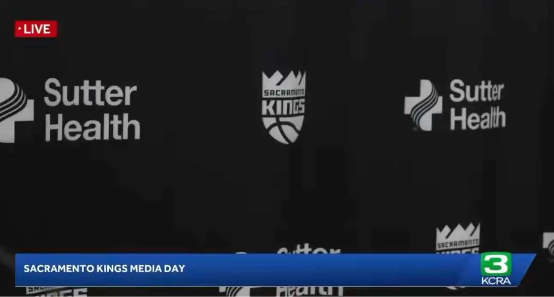 Sacramento Kings teve dia de media day, e os microfones pegaram conversa de jornalistas sobre a aparência dos jogadores…