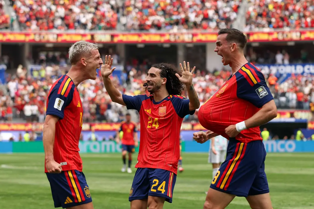 Fabián Ruiz, meio-campista do PSG, disse que quer um dia voltar para o Real Betis na La Liga. Depois de ser chave no ti…