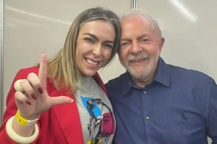 Roberta Luchsinger tirou a hashtag de apoio a Lula da bio do Instagram, depois das falas do presidente sobre ela. A mud…