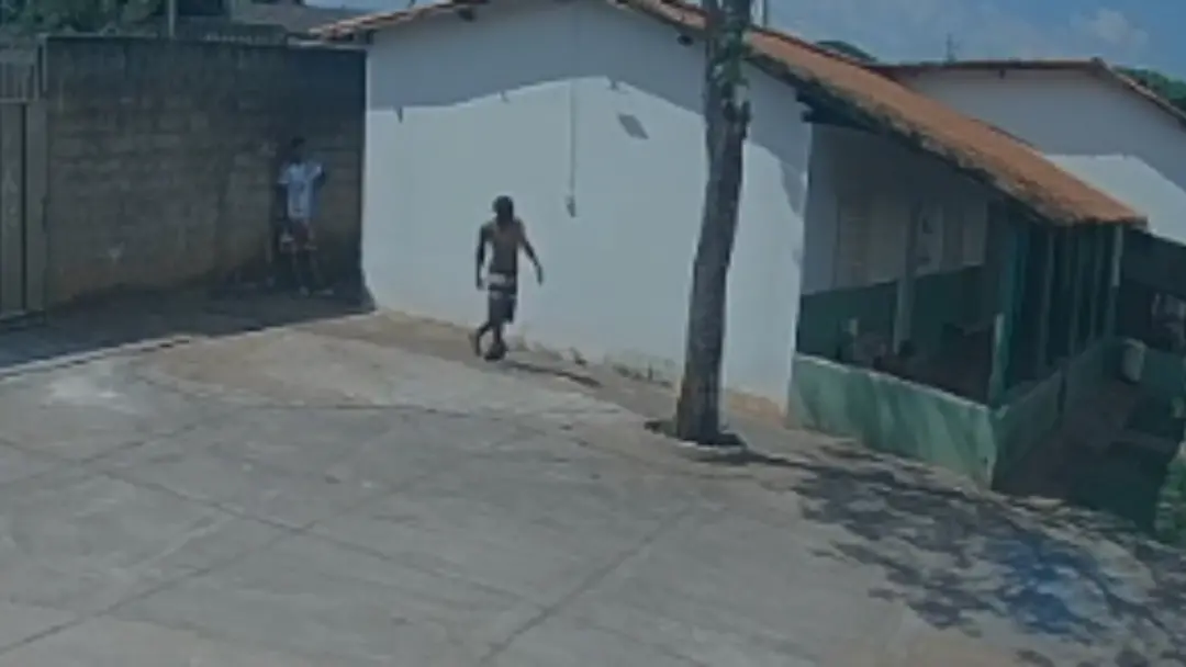 ONG em Uberlândia foi invadida e furtada por dois homens, que foram presos após vizinhos acionarem a PM. O ato mostra c…