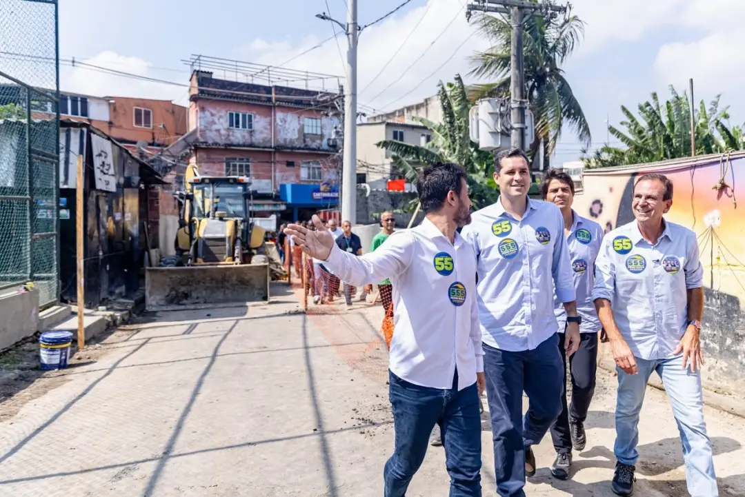 Eduardo Paes promete ocupar a Praça Seca e criar novo batalhão da PM se eleito. A ideia é retomar a zona Sudoeste que v…