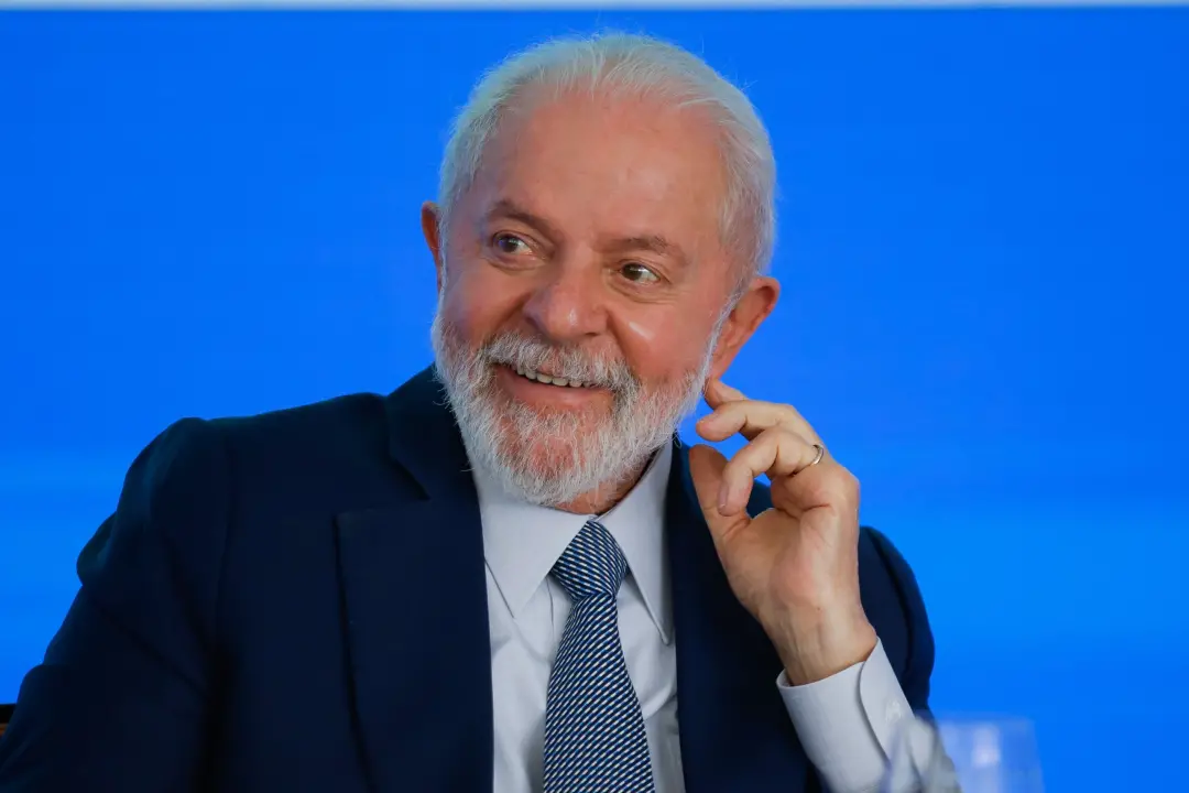 Governo abriu crédito de 2,8 bi para Câmara, Executivo e Estados. Essa injeção vai reforçar o orçamento de vários órgão…