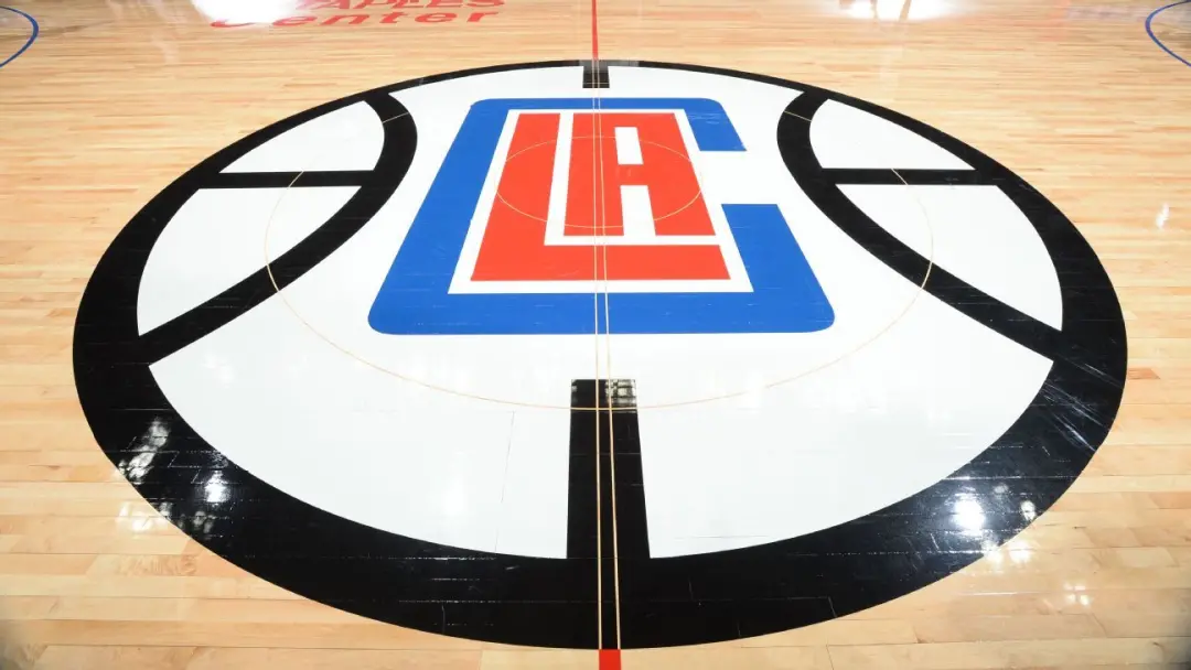 Clippers pediram desculpas aos fãs em media day após investigação da NBA sobre burlar o teto salarial. É um sinal de qu…