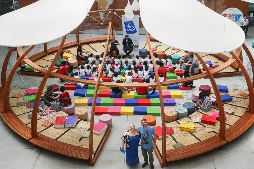 Artistas vão ler livros infantis para uns 800 alunos de escolas públicas no Rio de Janeiro. É uma chance de levar a art…
