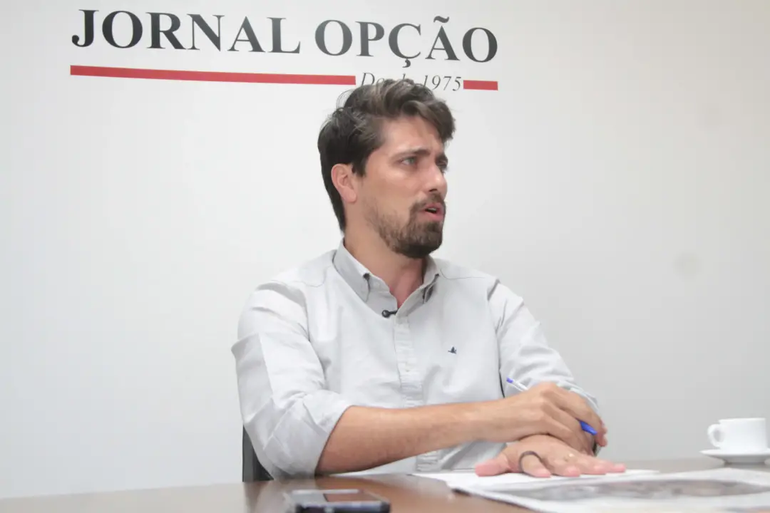 Prefeito de Valparaíso afirma que Marconi Perillo foi um governador que viveu na promessa. Ele aponta que o governo Cai…