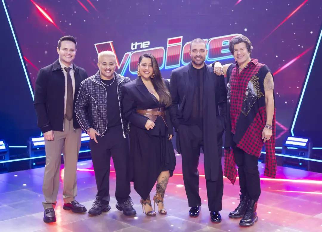 4,9 pontos no SBT com The voice Brasil, em São Paulo, ficando atrás da Record com 5,7 e Globo com 12,2. Parece que a co…
