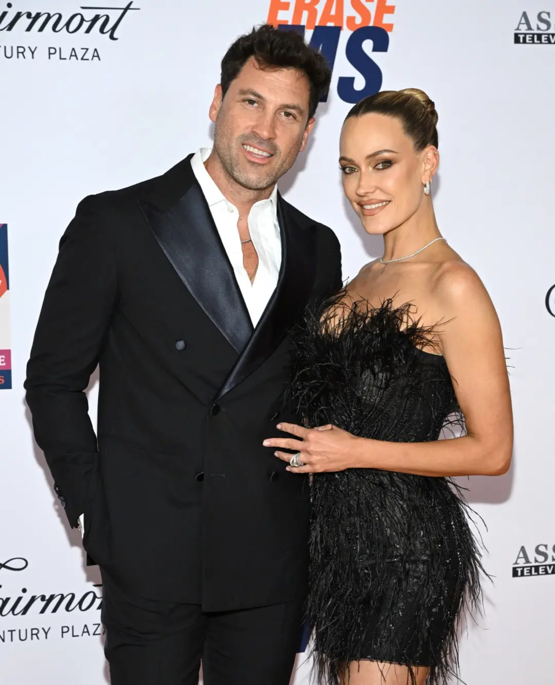 Maks Chmerkovskiy e Peta Murgatroyd voltam ao Burn the Floor Presents Maks and Peta Live! depois de quase vinte anos. E…