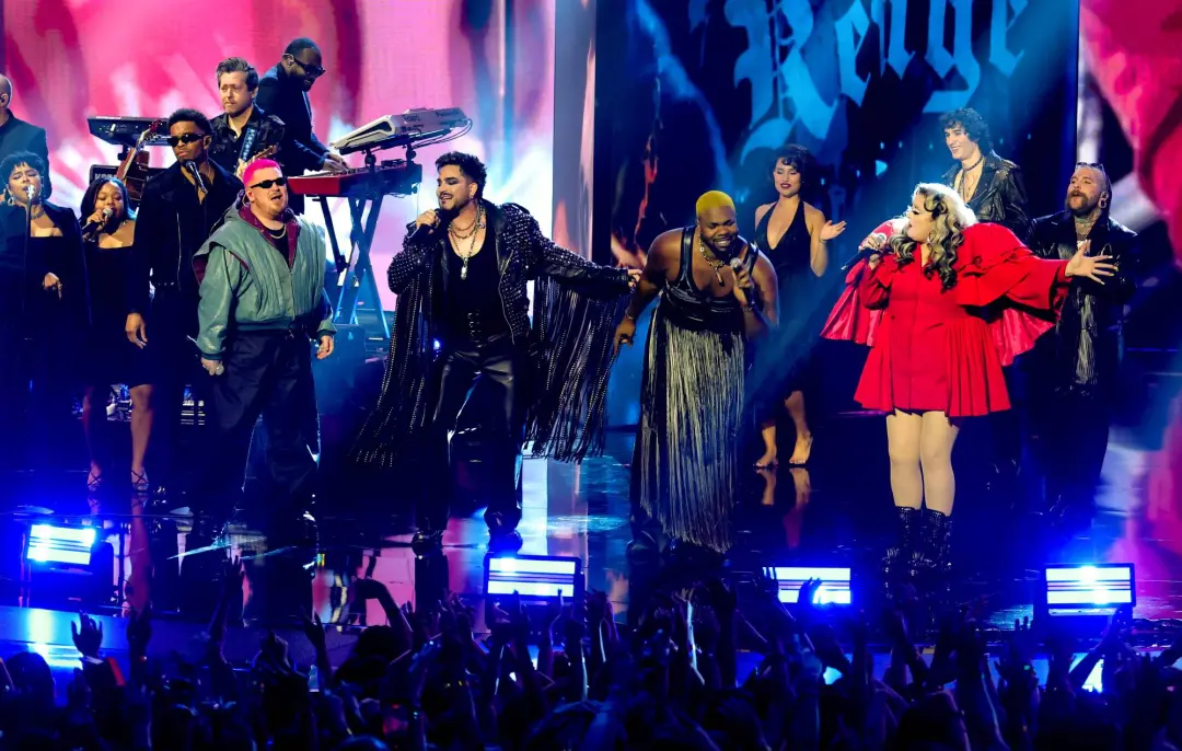 Los Angeles recebeu uma homenagem a George Michael nos VMAs, com Sombr, RAYE, Adam Lambert e Teddy Swims no palco. A pe…