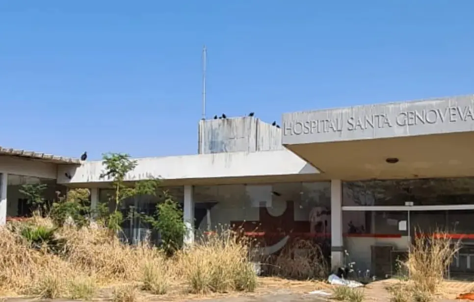 Antigo complexo do Hospital Santa Genoveva vai a leilão judicial em Goiânia, avaliado em R$ 28,27 milhões. É um bem gra…