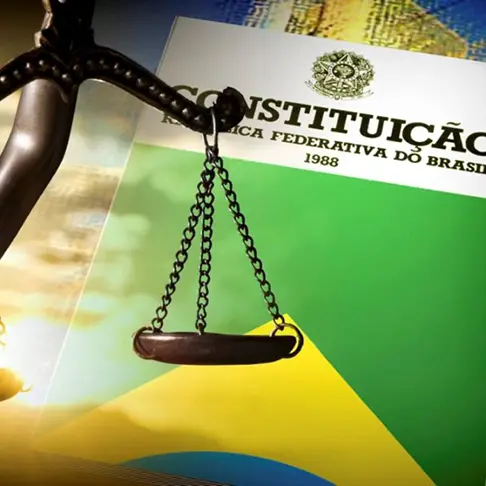 Constituição Federal de 88 garante a liberdade religiosa no país como Estado laico. O governo não pode perseguir ou fav…