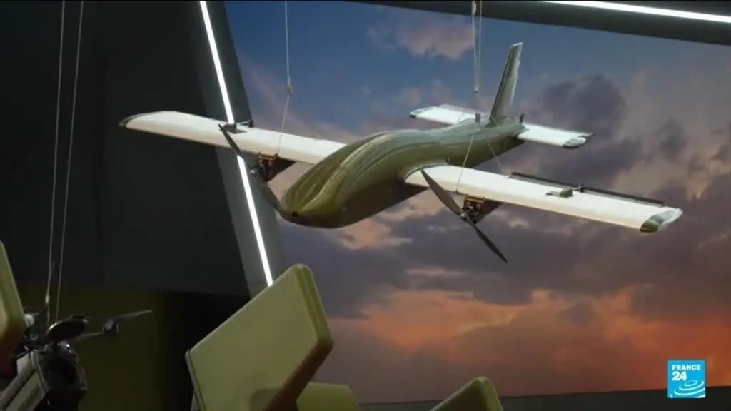 Kyiv, na cidade histórica, sofreu novo ataque de drones russos. Enquanto isso, produtores ucranianos alertam que regras…
