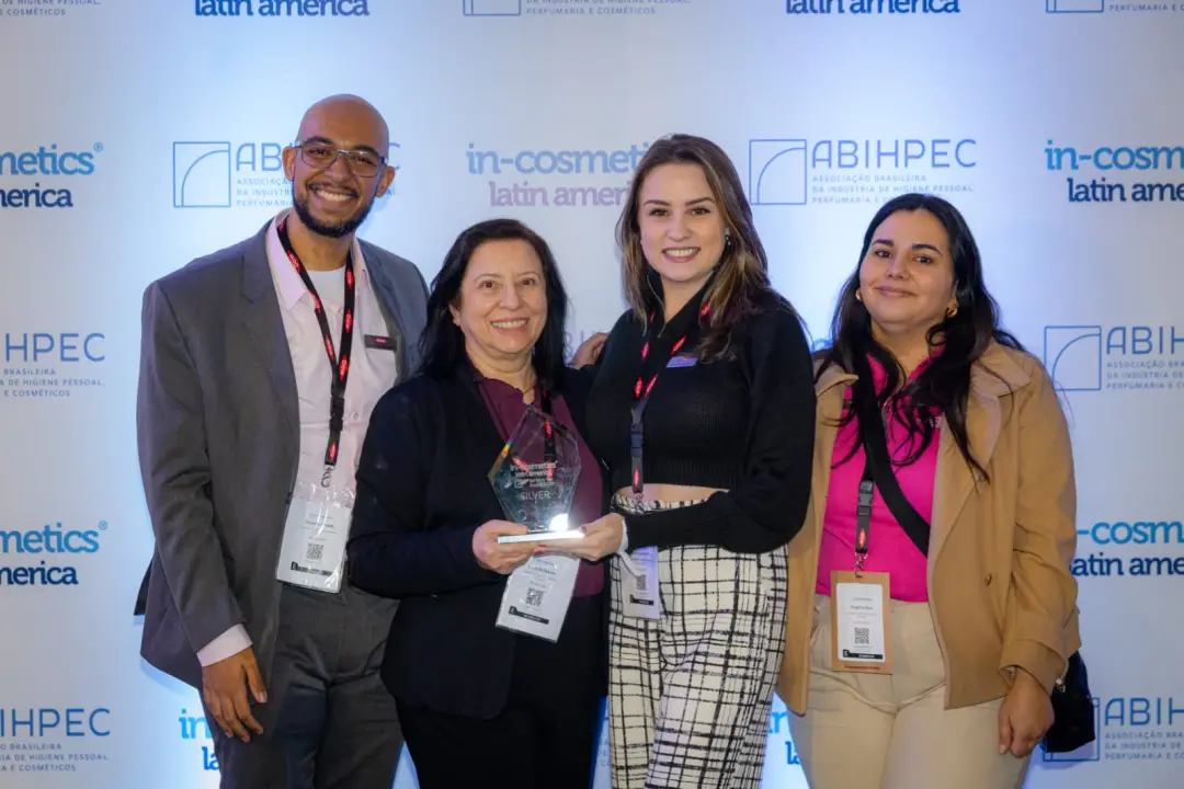 DOWSIL EL-9400 Hybrid Elastomer Blend ganhou prata no Sensory Bar Awards em São Paulo. A conexão entre performance e a …